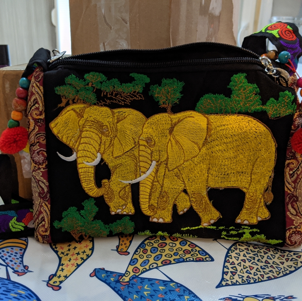 Elephant crossbody